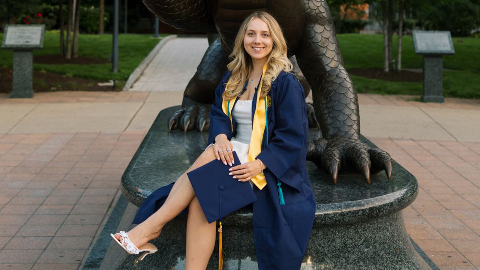 Lilly Arruabarrena, BS international business and finance '25