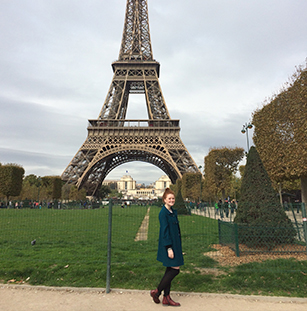 A Grace Mellor selfie in front the Eiffel Tower