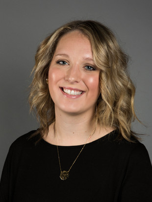 Cassidy Moellers Headshot of Cassidy Moellers