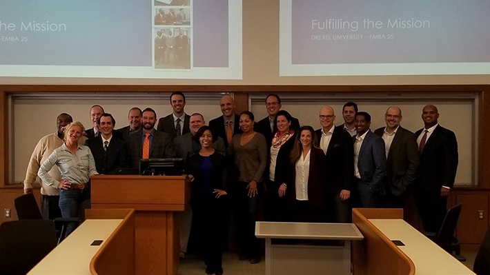 Executive MBA students in Nonprofit Consulting course Executive MBA students in Nonprofit Consulting course