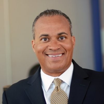 Derreck Robinson ’93, Managing Director and National Sales Leader, Deloitte Derreck Robinson ’93, Managing Director and National Sales Leader, Deloitte