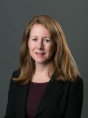 Headshot of Michelle Lowry