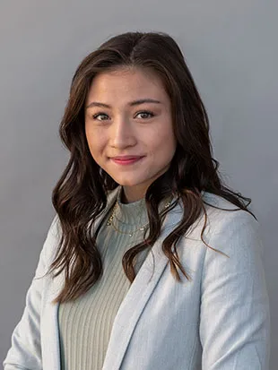 Headshot of Cassidy Buhler