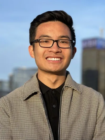 Headshot of Andrew Austria