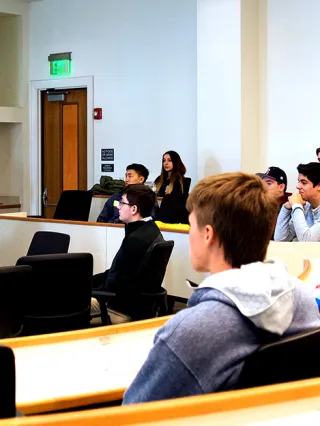 LeBow students and faculty in class